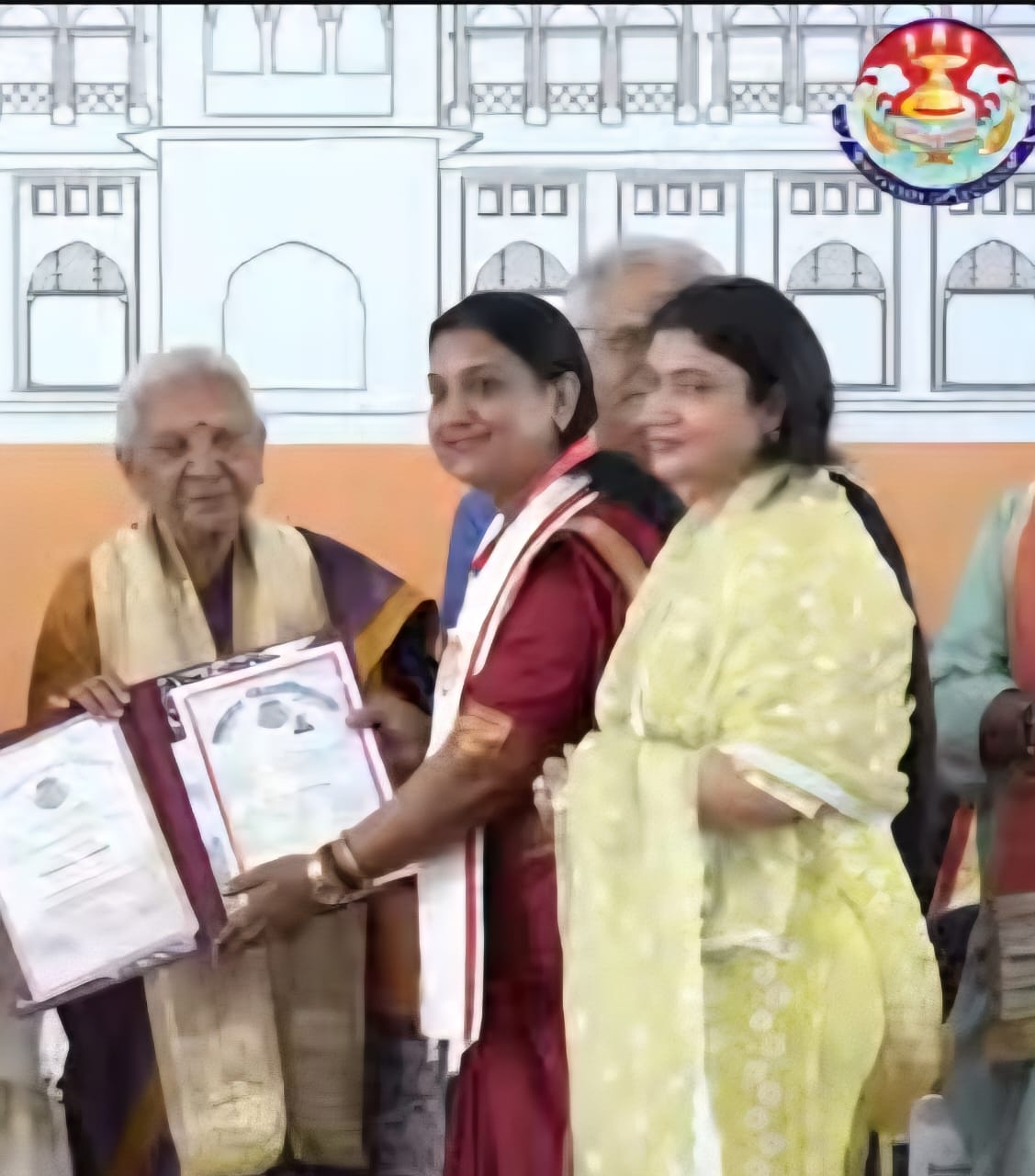 अल्लीपुर महाविद्यालय ने रचा इतिहास एम0एस-सी0 भौतिक विज्ञान मे लगातार दूसरे बर्ष गोल्ड मेडल अल्लीपुर महाविद्यालय ने रचा इतिहास एम0एस-सी0 भौतिक विज्ञान मे लगातार दूसरे बर्ष गोल्ड मेडल