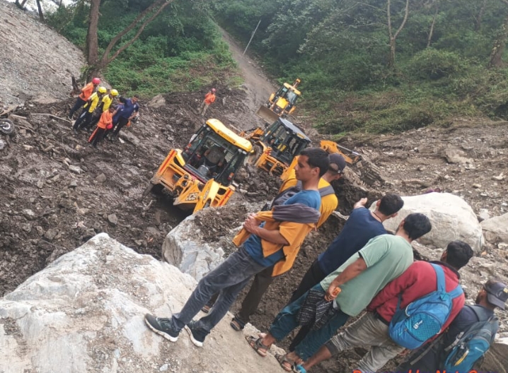 छेनागाड़ खोज बचाव कार्य। छेनागाड़ खोज बचाव कार्य।