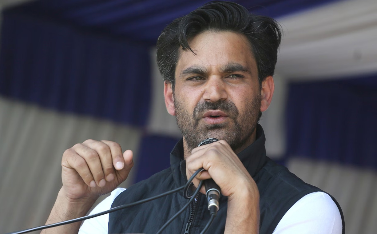 विधानसभा ने डोडा विधायक की पीएसए हिरासत पर सोशल मीडिया पोस्ट को लेकर विधायक वहीद पारा को कारण बताओ नोटिस जारी किया