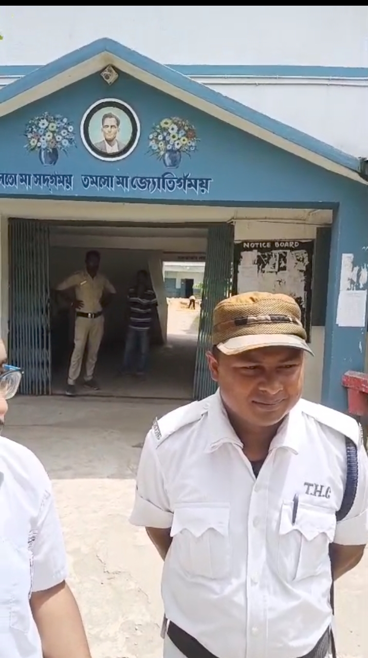 उच्च माध्यमिक का छात्र