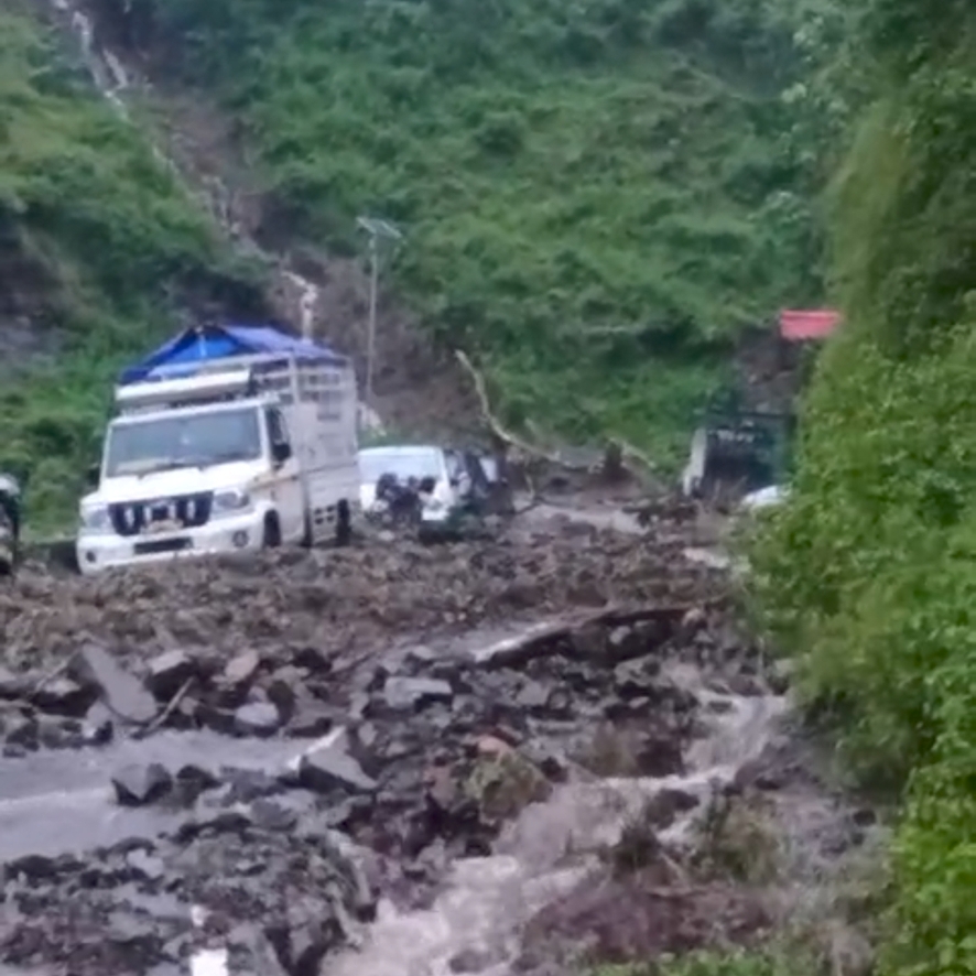 बिलासपुर में भूस्खलन बिलासपुर में भूस्खलन
