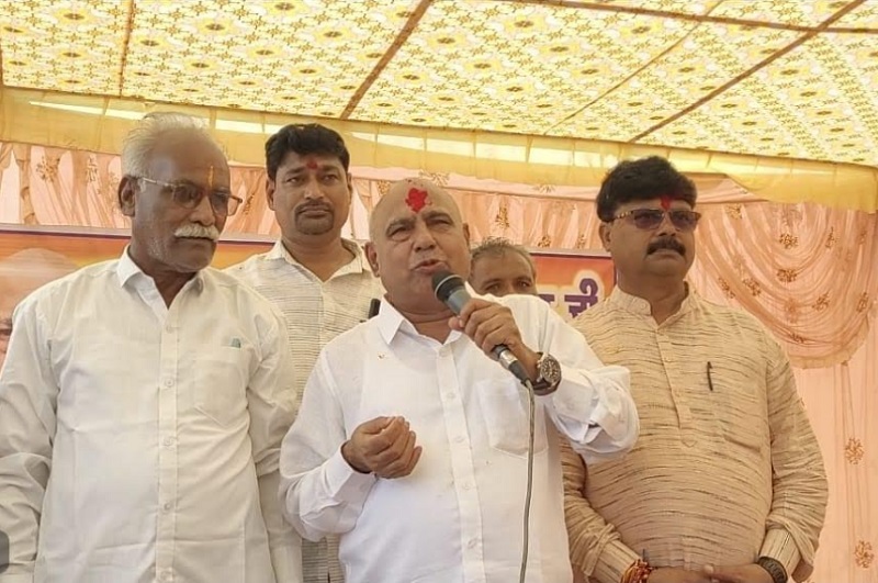 भाजपा प्रदेश अध्यक्ष हेमंत खण्डेलवाल ने बैतूल विधानसभा के विभिन्न ग्रामों में कार्यकर्ताओं को किया संबोधित