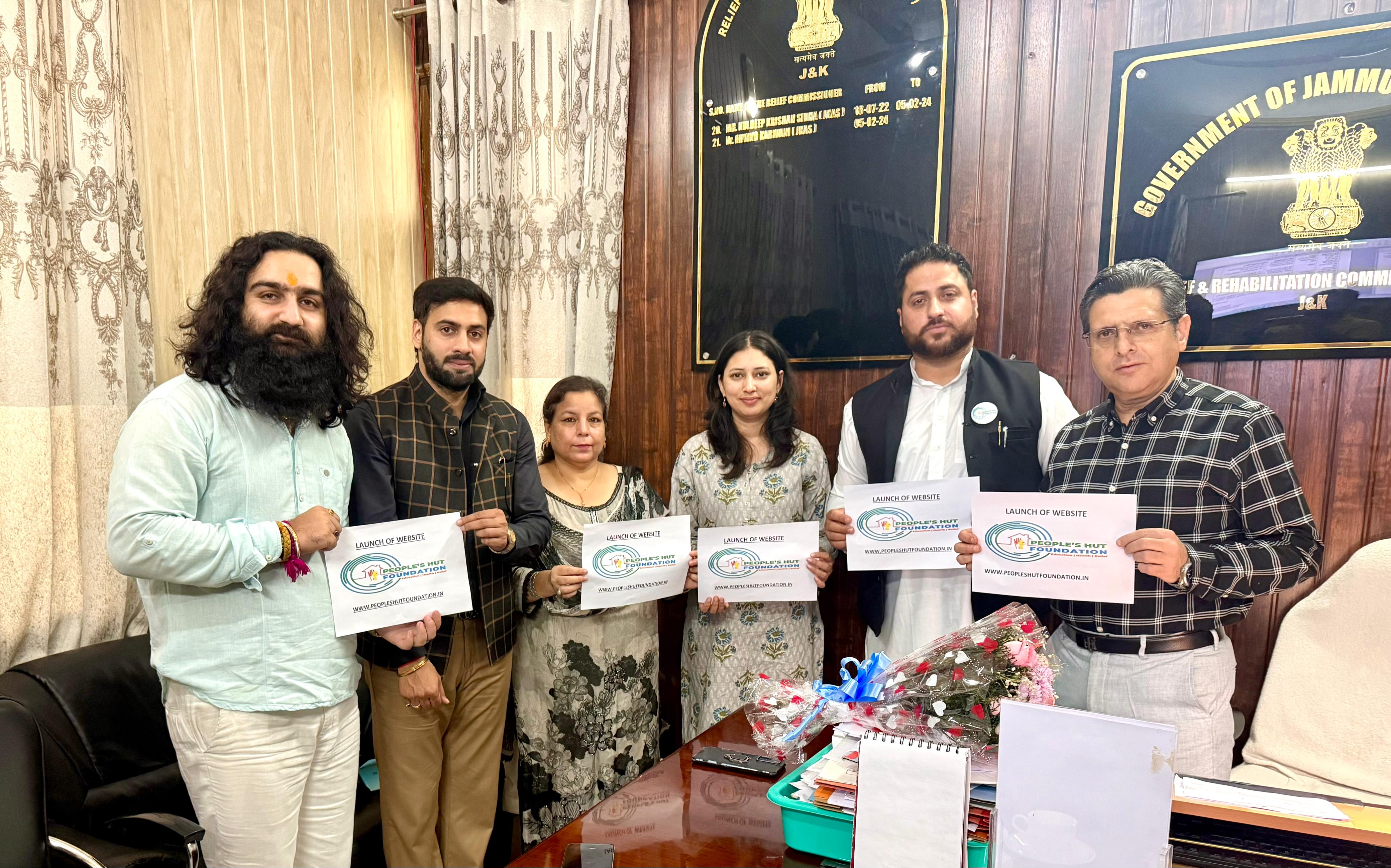 जम्मू में पीपुल्स हट फाउंडेशन की नई वेबसाइट लॉन्च जम्मू में पीपुल्स हट फाउंडेशन की नई वेबसाइट लॉन्च