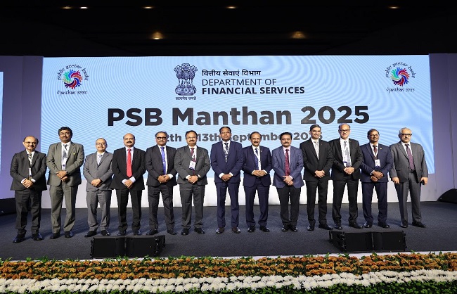 पीएसबी मंथन 2025 कार्यक्रम को संबोधित करते डीएफएस सचिव एम. नागराजू