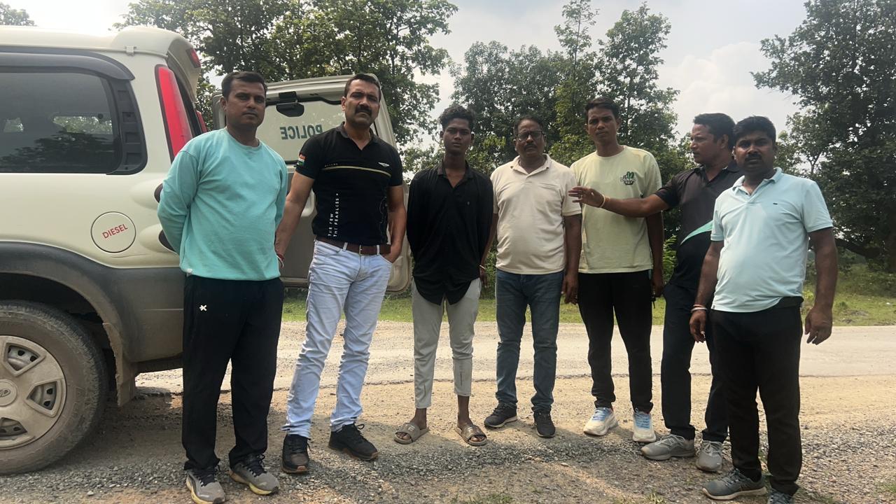गिरफ्तार आरोपित गिरफ्तार आरोपित