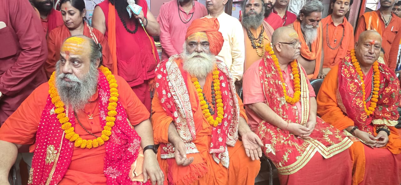 निरंजनी अखाड़े में श्रद्धांजलि सभा