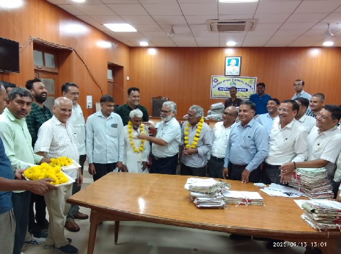 राष्ट्रीय लोक अदालत में दशकों पुराने प्रकरणों का मौके पर ही हुआ निपटारा, उल्लासमय हुआ मंडल परिसर राष्ट्रीय लोक अदालत में दशकों पुराने प्रकरणों का मौके पर ही हुआ निपटारा, उल्लासमय हुआ मंडल परिसर