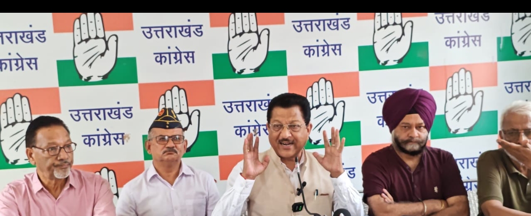 कांग्रेस प्रदेश उपाध्यक्ष सूर्यकांत धस्माना पत्रकार वार्ता करते । कांग्रेस प्रदेश उपाध्यक्ष सूर्यकांत धस्माना पत्रकार वार्ता करते ।
