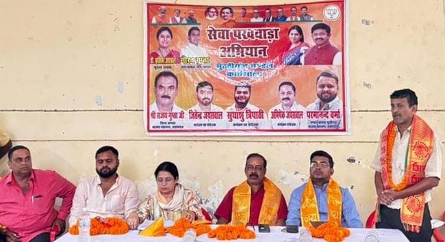 कार्यशाला में अतिथिगण