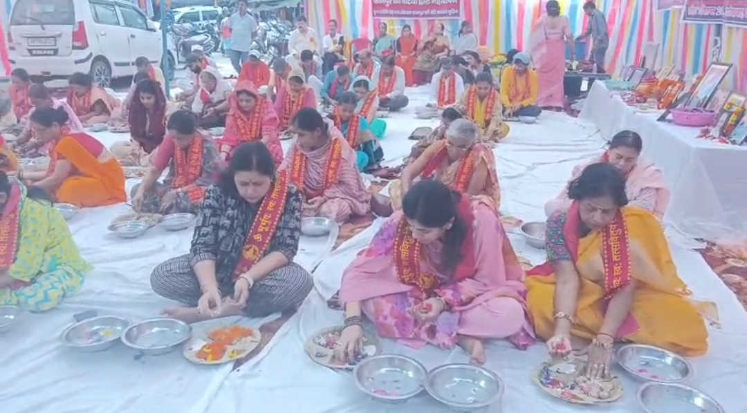 पिंडदान के के दौरान लिया गया छयाचित्र