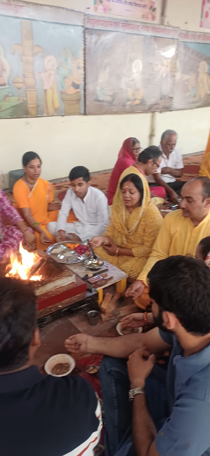 बड़ी संख्या में श्रद्धालुओं ने लिया भाग बड़ी संख्या में श्रद्धालुओं ने लिया भाग