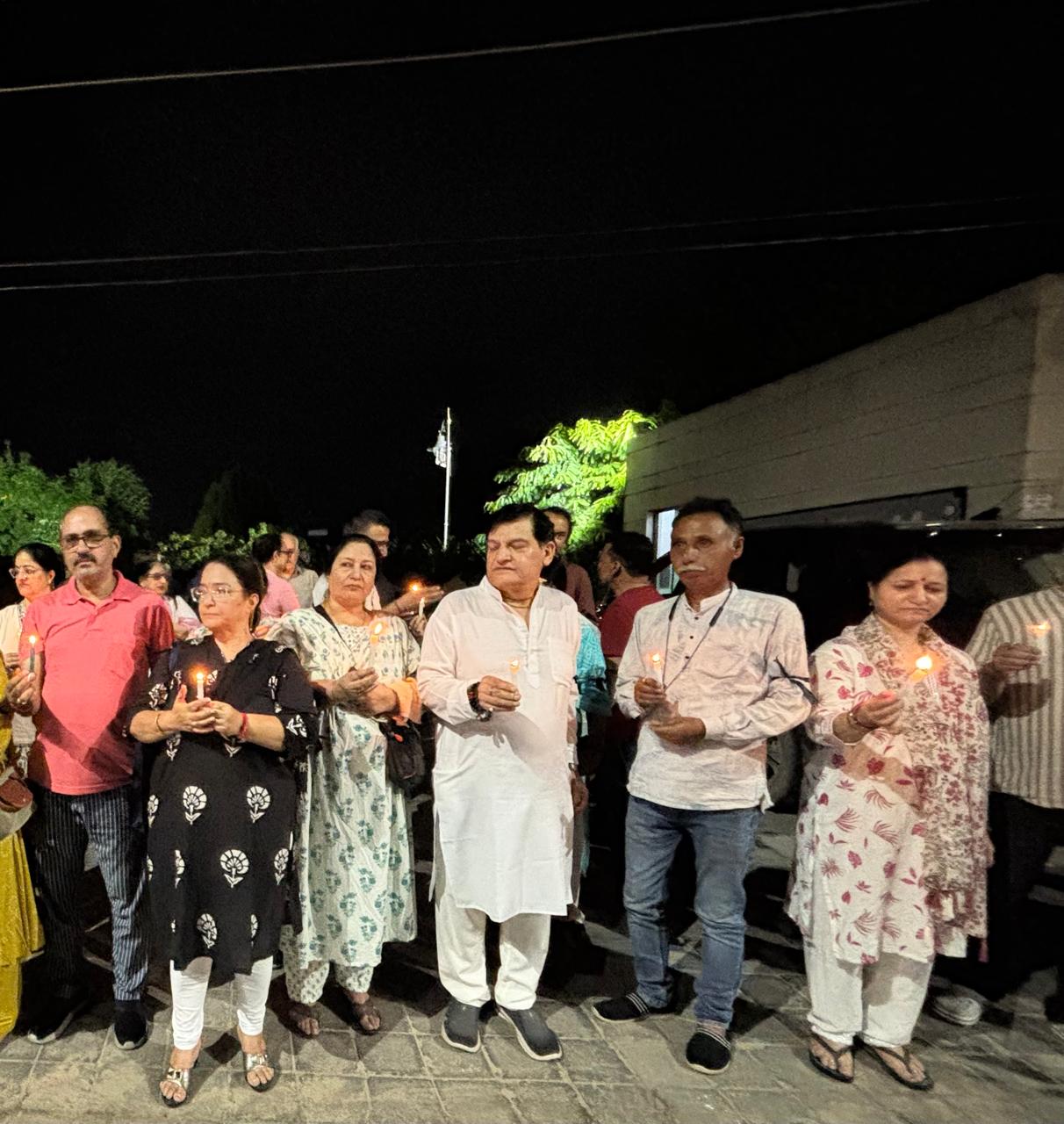 कश्मीरी बलिदान दिवस पर शहीदों को भावपूर्ण श्रद्धांजलि दी