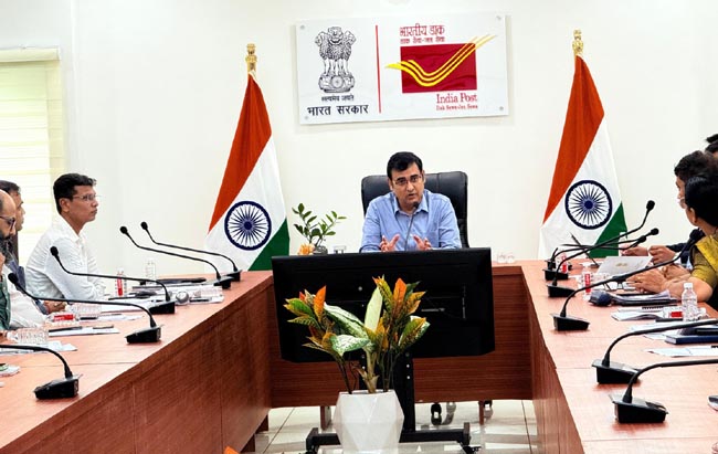 सम्बोधित करते पोस्टमास्टर जनरल सम्बोधित करते पोस्टमास्टर जनरल
