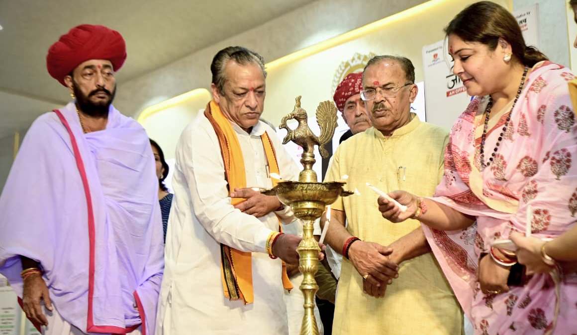 मजबूत लोकतंत्र के लिए मीडिया की भूमिका अहम : मंत्री जोराराम