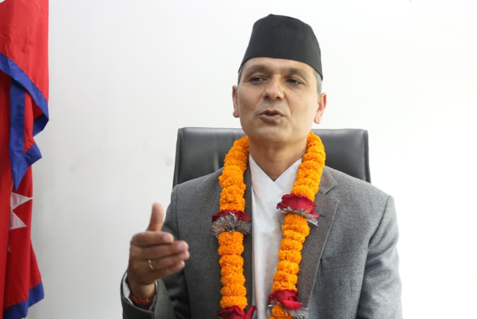 नवनियुक्त गृह मंत्री ओमप्रकाश अर्याल