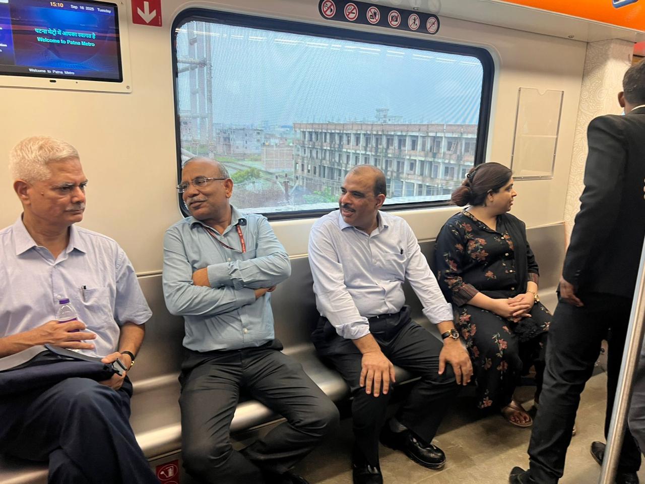 मेट्रो रेल संरक्षा आयुक्त जनक कुमार गर्ग ने पटना मेट्रो के डिपो, रॉलिंग स्टॉक तथा प्रायोरिटी कॉरिडोर के निरीक्षण के दौरान