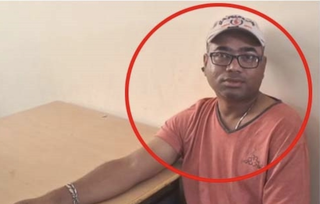 ग्राम विकास अधिकारी 6 हजार की रिश्वत लेते रंगे हाथों गिरफ्तार