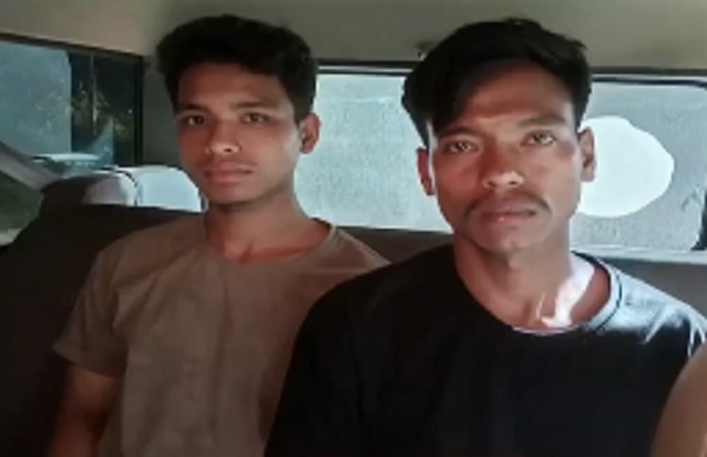 असम के चराईदेव में आत्मसमर्पण करने वाले उल्फा (स्वा.)  के दोनों कैडर