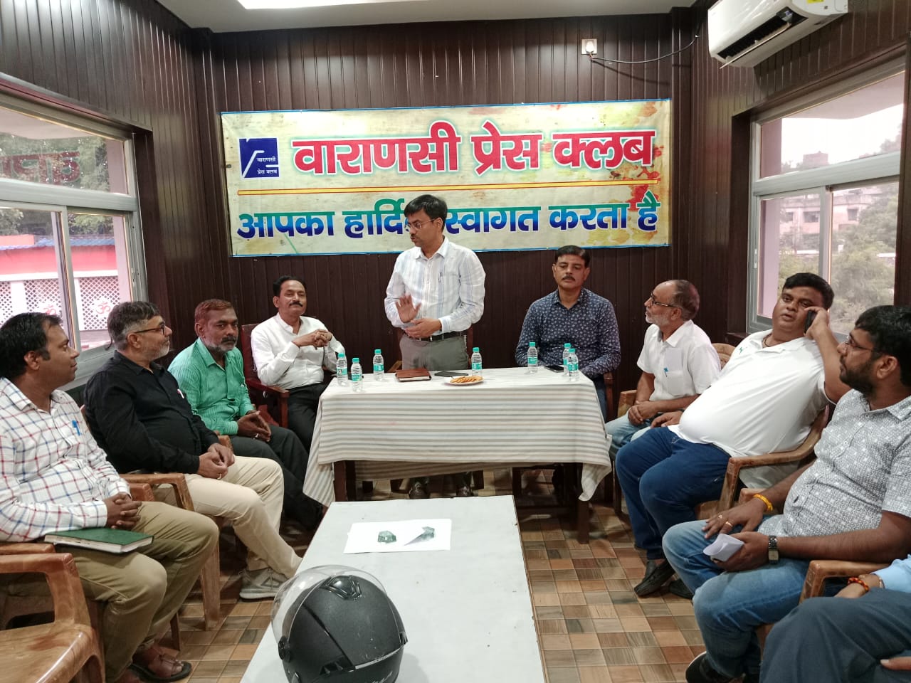 पत्रकारों के लिए लगा शिविर