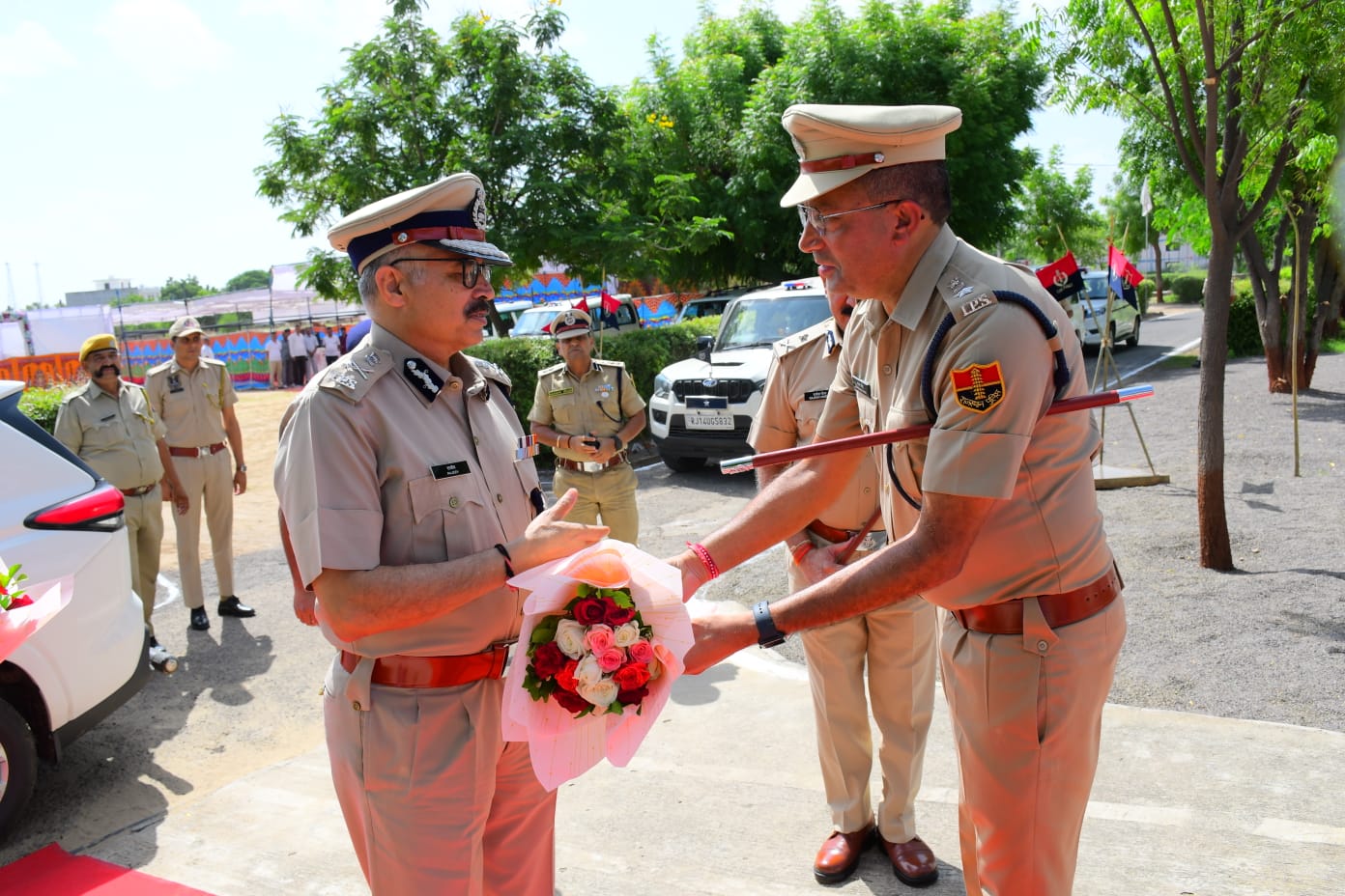 अपराधों पर लगाम लगाने के लिए पुलिस महानिदेशक राजीव कुमार शर्मा का बाड़मेर दौरा