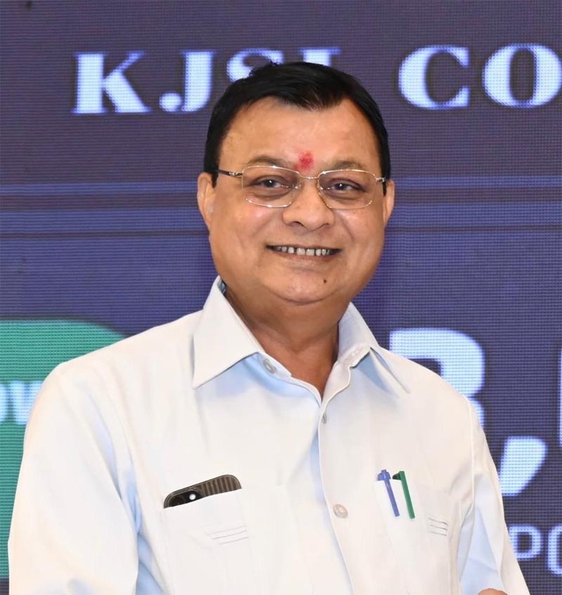 श्रम मंत्री  लखनलाल देवागंन