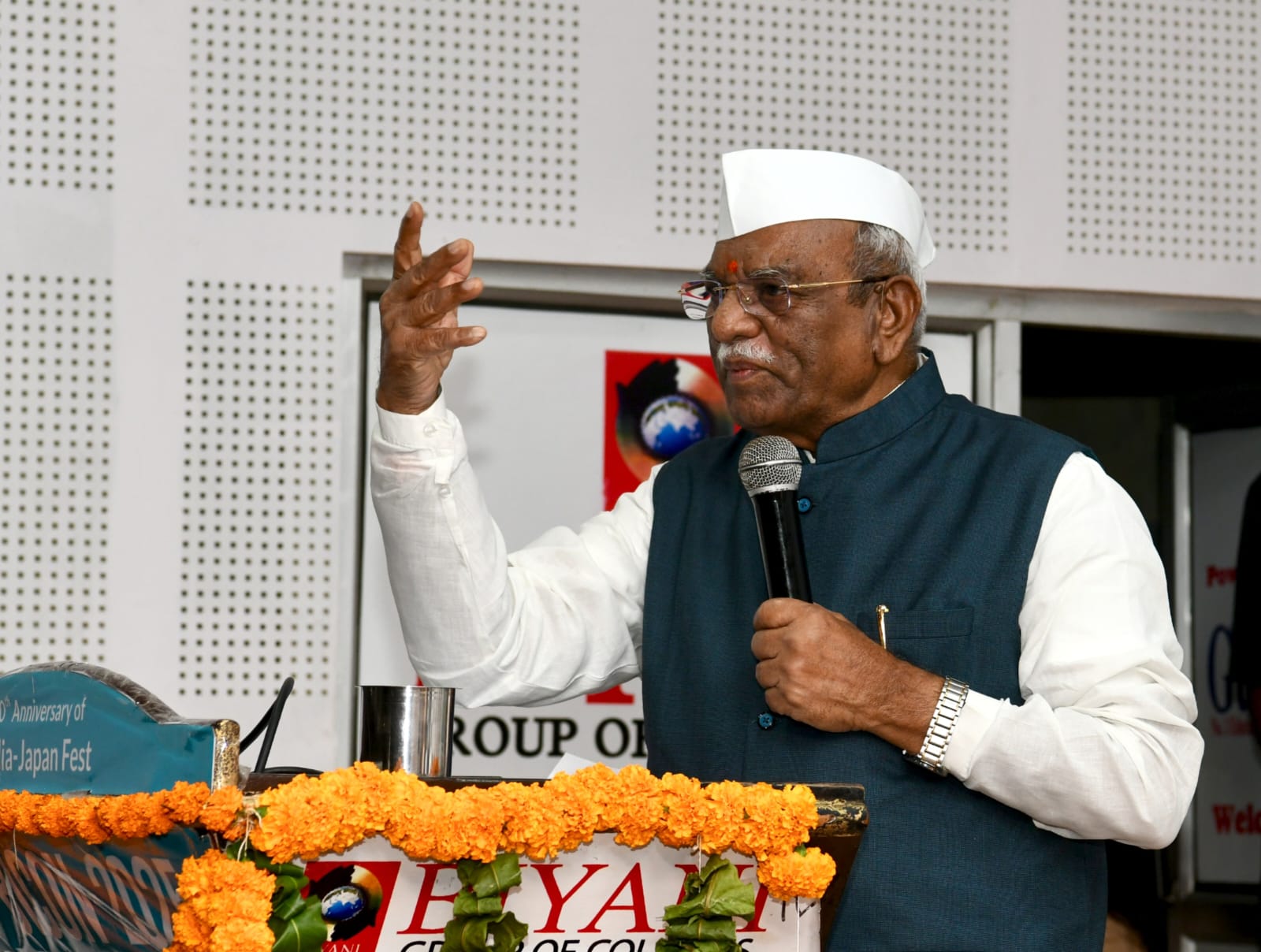 जापान की प्रगति से सीख लेकर विकसित भारत के लिए कार्य करें: राज्यपाल