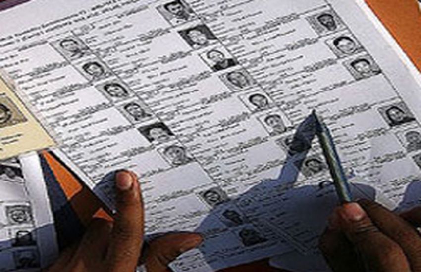 बूथ लेवल ऑफिसर प्रशिक्षण के दौरान वोटर लिस्ट सूची में भ्रांतियां