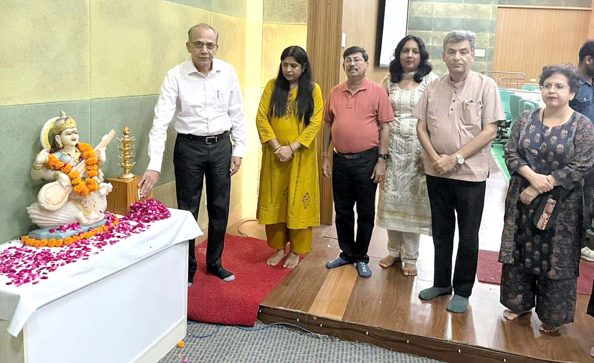 प्रतिभा खोज कार्यक्रम का शुभारंभ करते अधिष्ठाता छात्र कल्याण प्रो.एमके शर्मा।