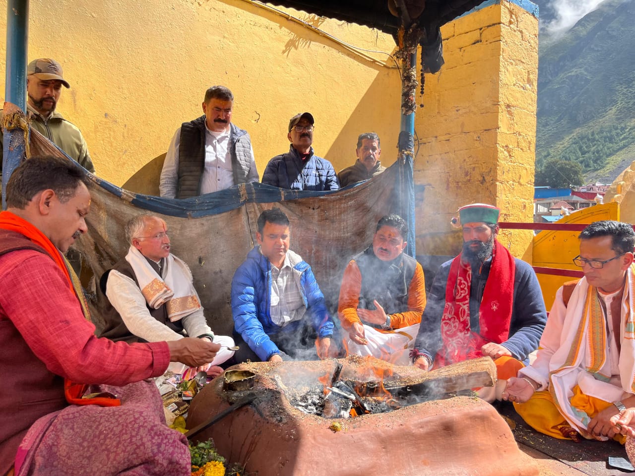 बदरीनाथ में प्रधानमंत्री के जन्मदिन पर  विशेष पूजा कार्यक्रम।