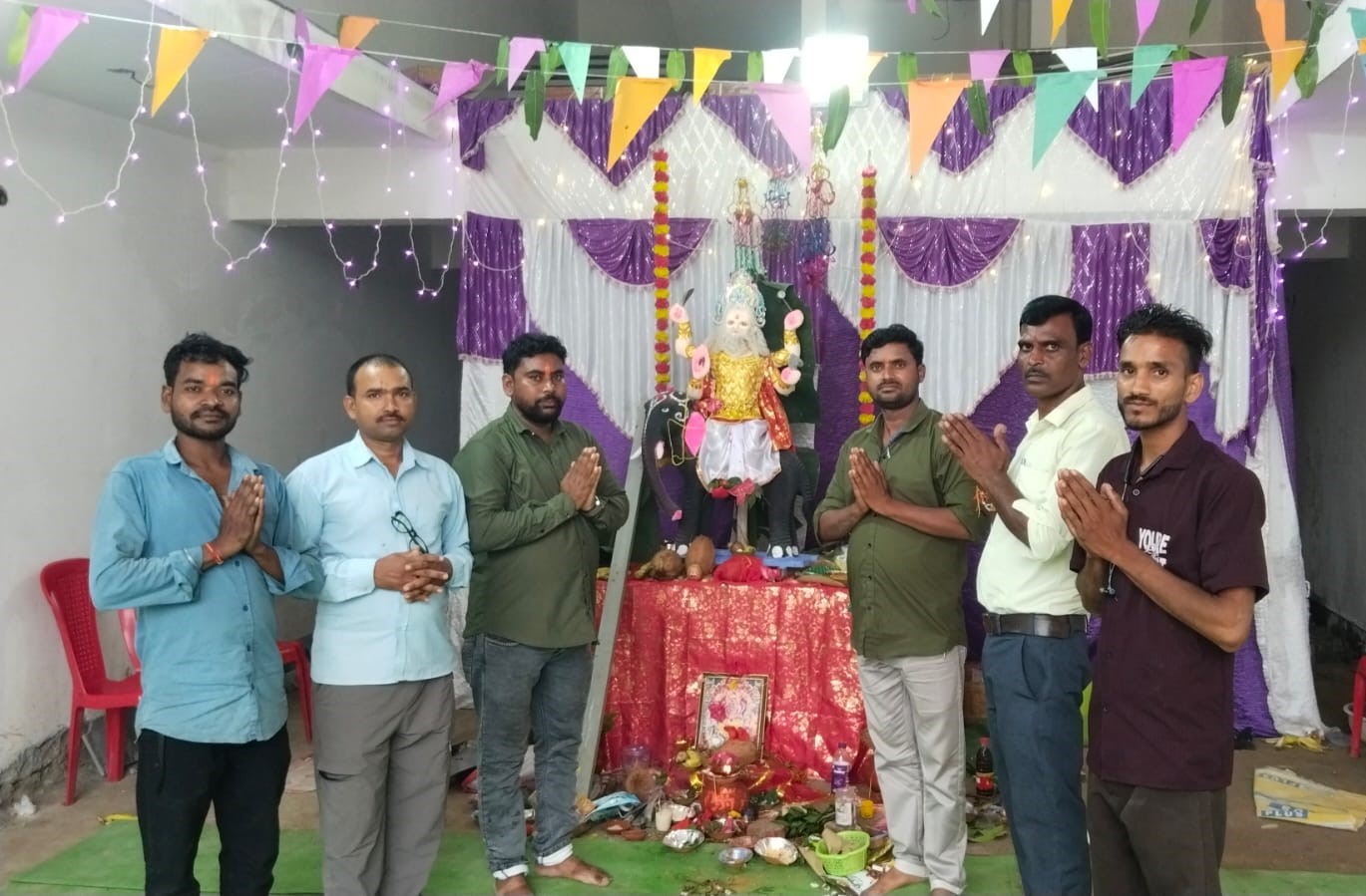 निजी क्षेत्र में निजी क्षेत्र में