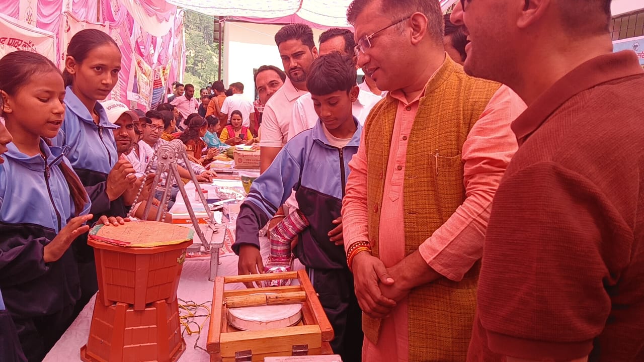 पीएम मोदी के जन्मदिन पर पुरोला तहसील में बहुउद्देशीय शिविर में लोगों का हूजूम कुछ यूं उमड़ पड़ा।।