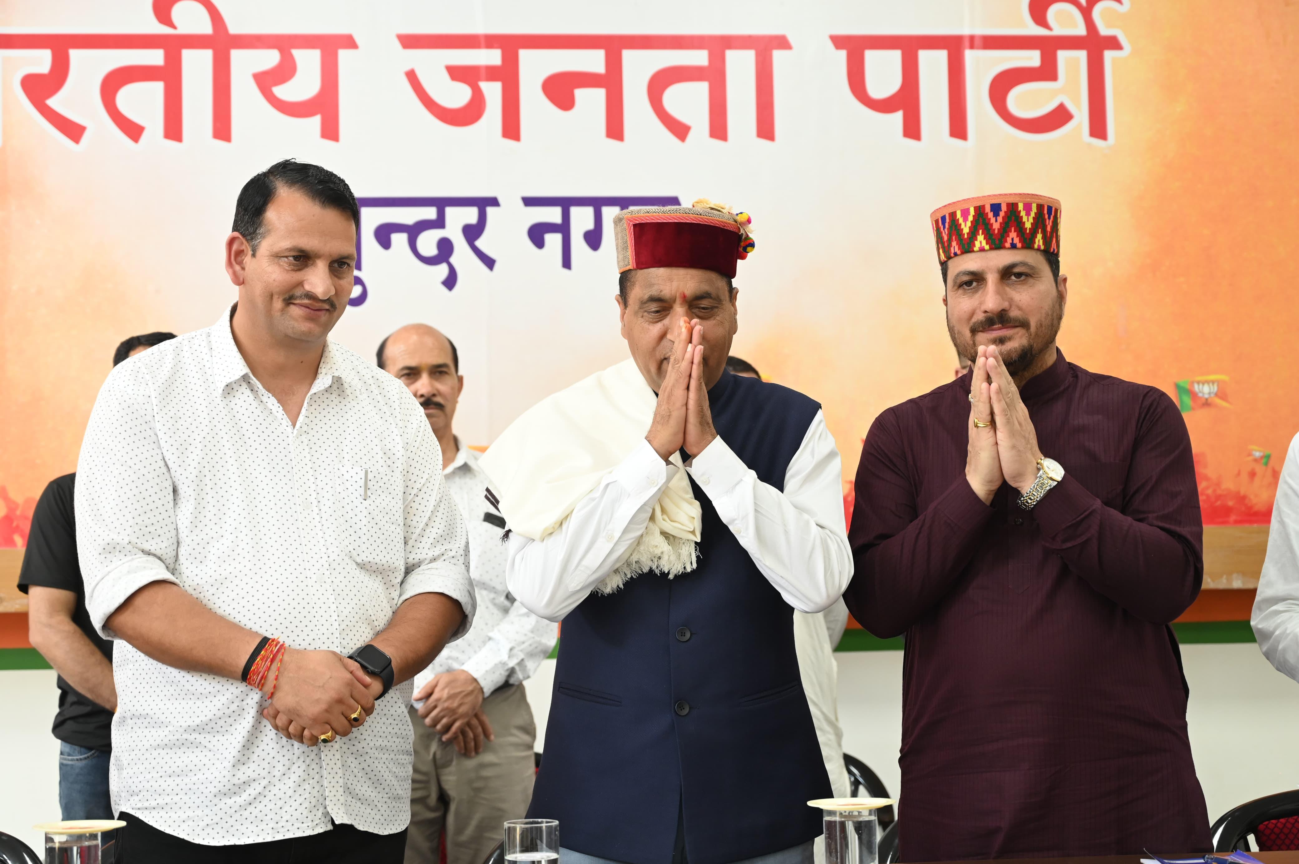 जयराम ठाकुर । जयराम ठाकुर ।