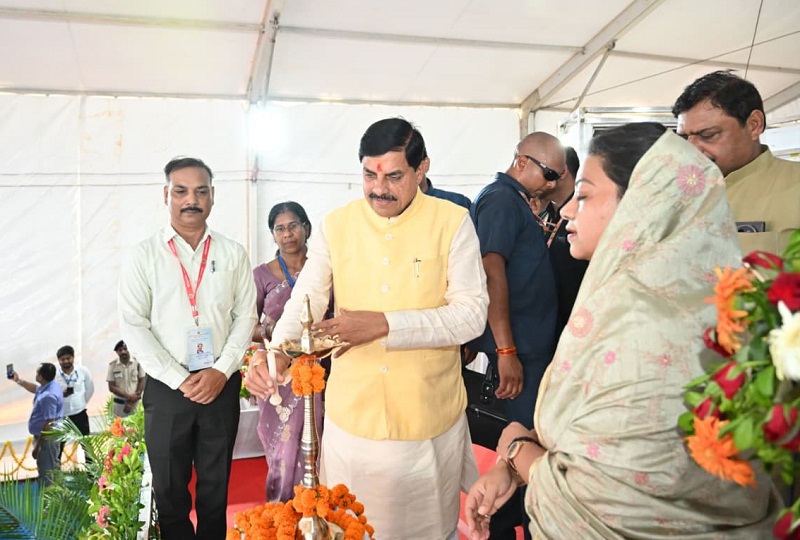 कटनी जिले के बड़वारा में विकास कार्यों के लोकार्पण एवं भूमिपूजन कार्यक्रम
