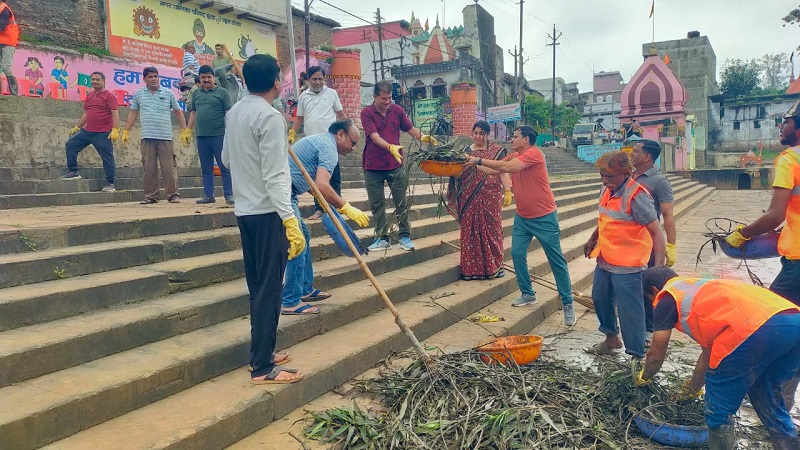 सेवा पखवाड़ा के अंतर्गत सफाई अभियान जारी