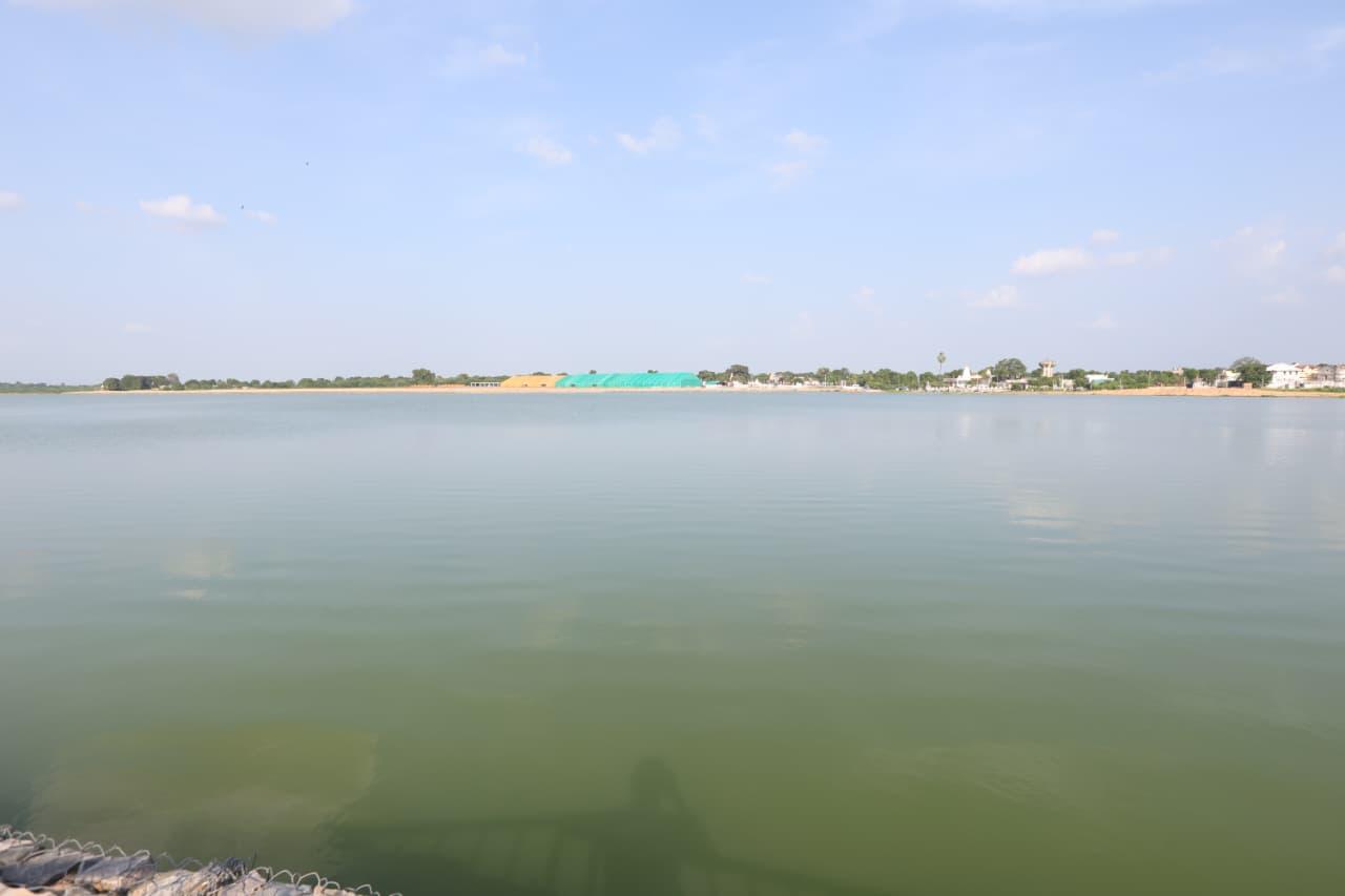 मातृश्री हीराबा सरोवर