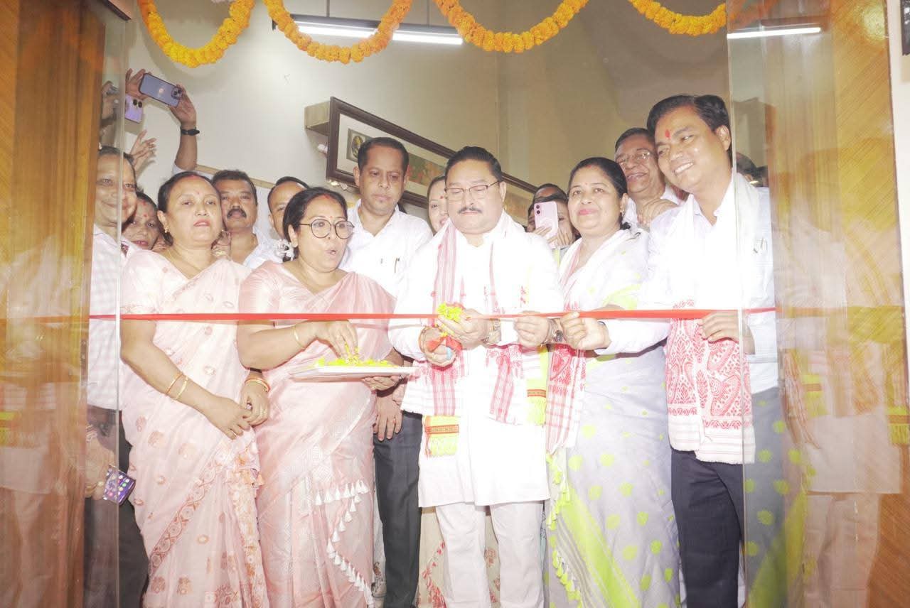 BJP President Saikia Inaugurating the Exhibition on PM Modi’s Life.
