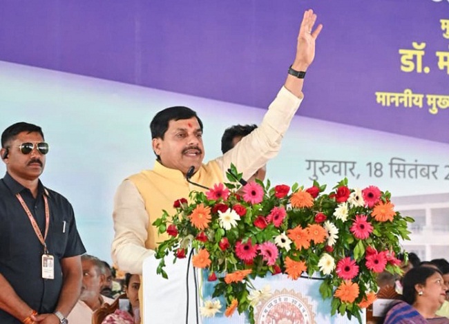 कटनी जिले के बड़वारा में विकास कार्यों के लोकार्पण एवं भूमिपूजन कार्यक्रम
