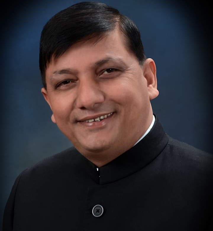 रहस्य और घोटालों से भागे या ‘राहुल गांधी फॉर्मूले’ पर चले?