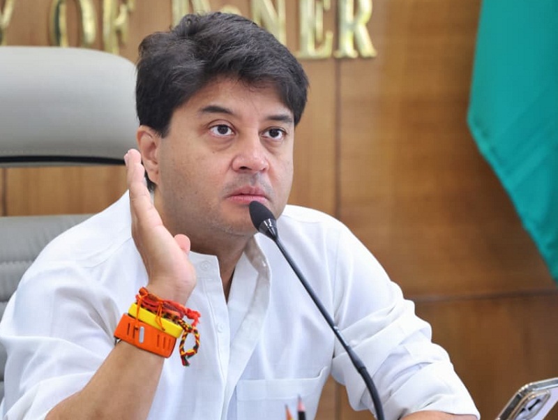 सिंधिया ने गुना शहर के विकास की प्लानिंग को लेकर की विस्तृत समीक्षा बैठक सिंधिया ने गुना शहर के विकास की प्लानिंग को लेकर की विस्तृत समीक्षा बैठक