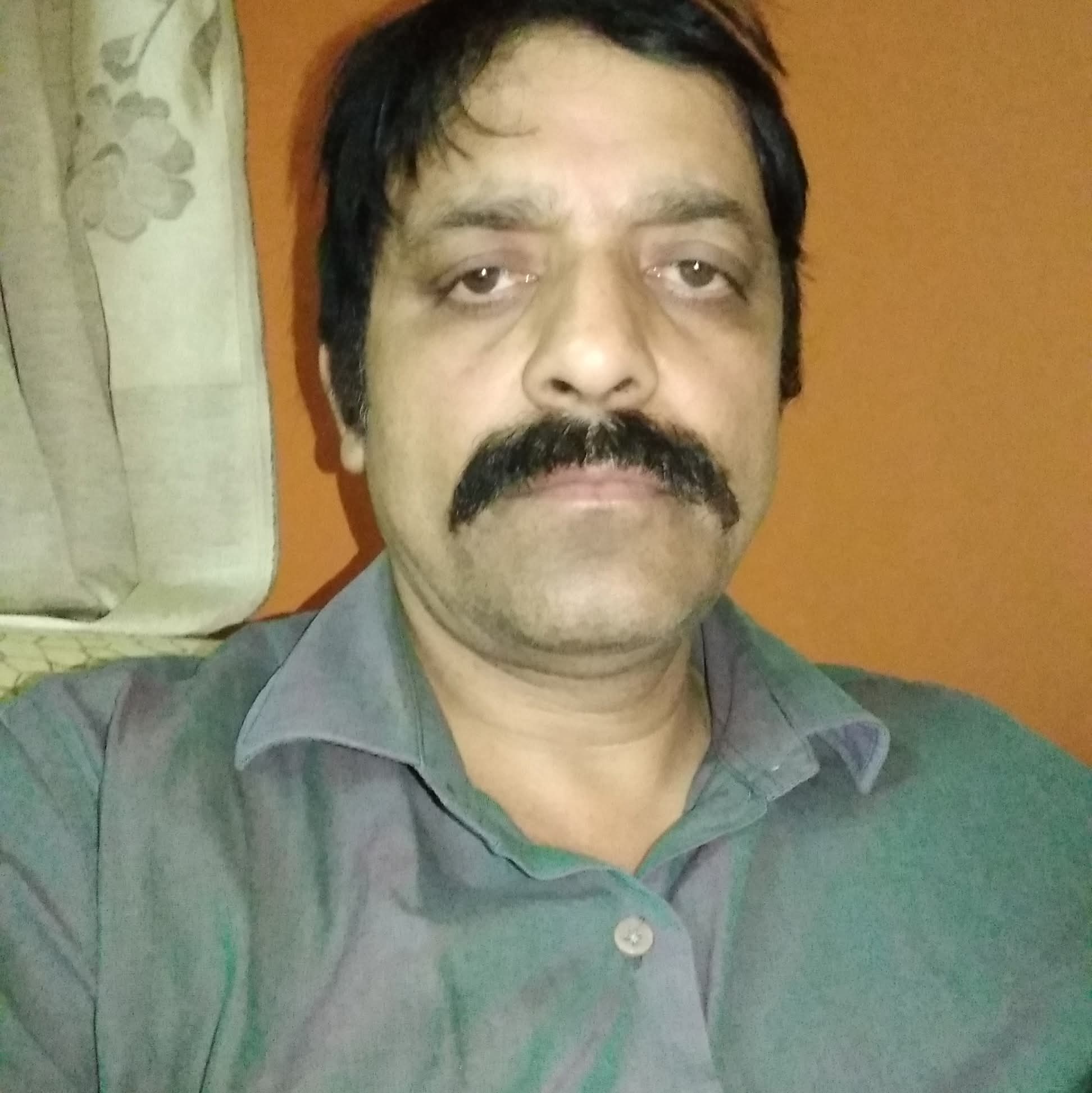 मुकेश शारदा की फाइल फोटो मुकेश शारदा की फाइल फोटो