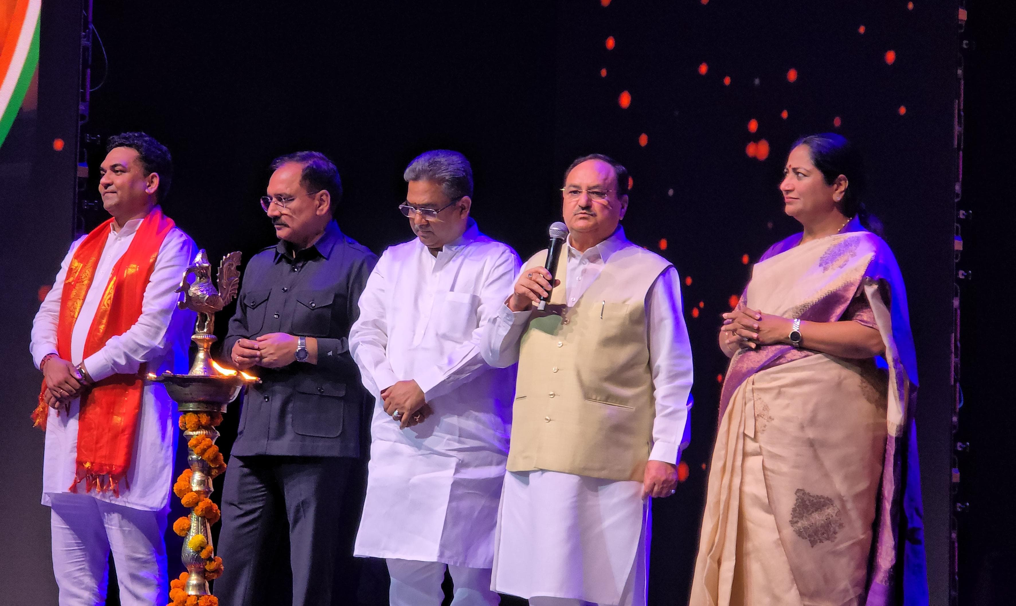 मेरा देश पहले– द अनटोल्ड स्टोरी ऑफ श्री नरेंद्र मोदी जी’ कार्यक्रम को संबोधित करते केंद्रीय मंत्री जेपी नड्डा