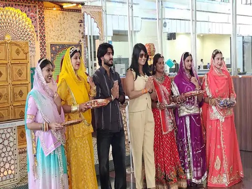 यात्री सेवा दिवस पर डबोक एयरपोर्ट पर लोकनृत्य