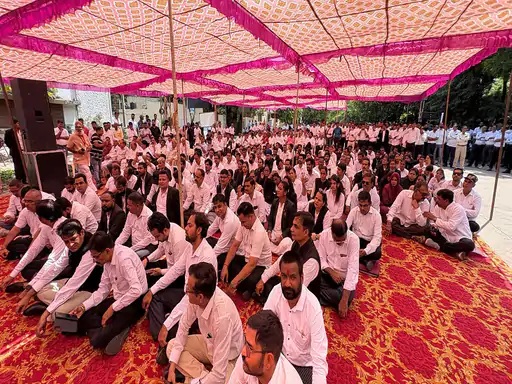 हाईकोर्ट बेंच की मांग पर वकीलों का आंदोलन तेज, केंद्रीय मंत्री के खिलाफ नारे -उदयपुर में दूसरे दिन भी आंदोलन जारी