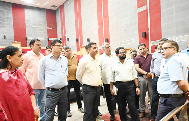 सोनीपत डीसीआरयूएसटी , मुरथल में मुख्यमंत्री के आगम के लिए तैयारी में लगा प्रशासन सोनीपत डीसीआरयूएसटी , मुरथल में मुख्यमंत्री के आगम के लिए तैयारी में लगा प्रशासन