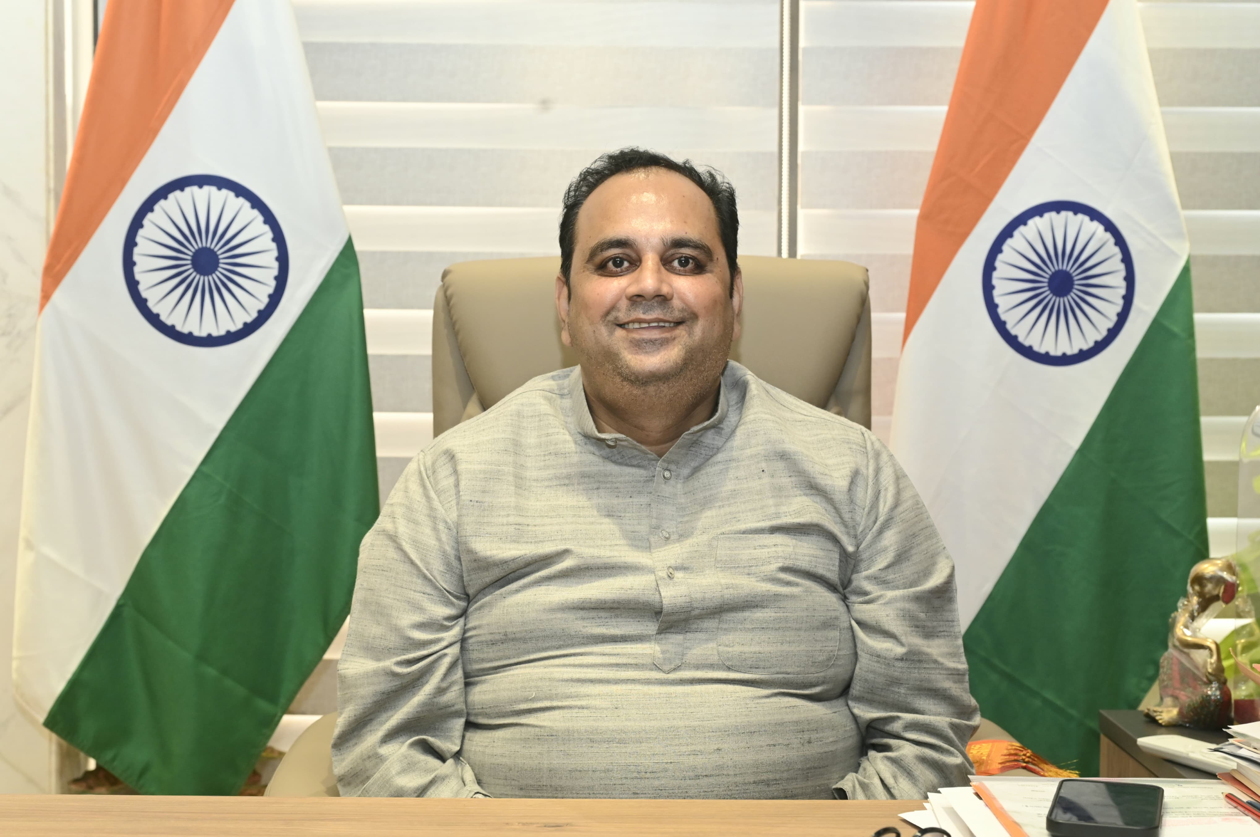 दिल्ली के परिवहन मंत्री डॉक्टर पंकज कुमार सिंह