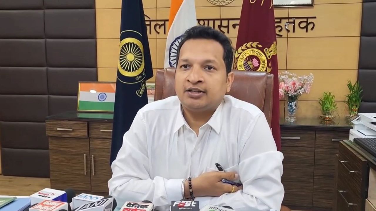 फोटो कैप्शन 19आरटीके3 : पत्रकारों से बातचीत करते उपायुक्त सचिन गुप्ता ---------- फोटो कैप्शन 19आरटीके3 : पत्रकारों से बातचीत करते उपायुक्त सचिन गुप्ता ----------