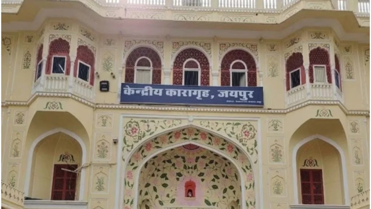 जयपुर सेंट्रल जेल से बंदी फरार मामला: बंदी अनस को पुलिस ने पकड़ा जयपुर सेंट्रल जेल से बंदी फरार मामला: बंदी अनस को पुलिस ने पकड़ा