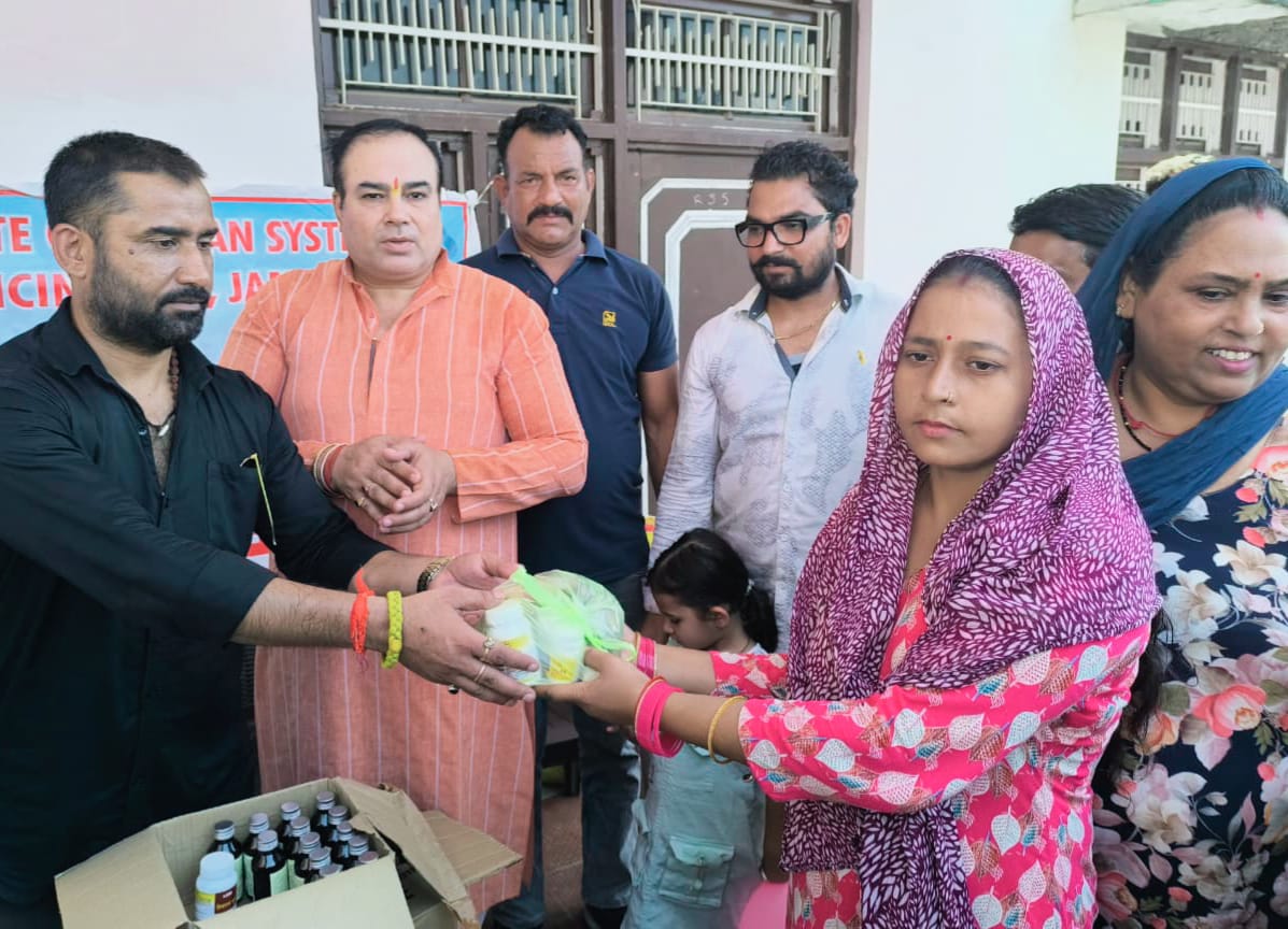 रायपुर दोमाना में भाजपा ओबीसी मोर्चा ने आयोजित किया आयुष औषधि वितरण एवं स्वास्थ्य जांच शिविर रायपुर दोमाना में भाजपा ओबीसी मोर्चा ने आयोजित किया आयुष औषधि वितरण एवं स्वास्थ्य जांच शिविर