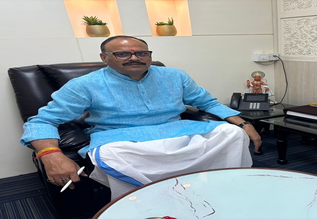 उपमुख्यमंत्री ब्रजेश पाठक उपमुख्यमंत्री ब्रजेश पाठक
