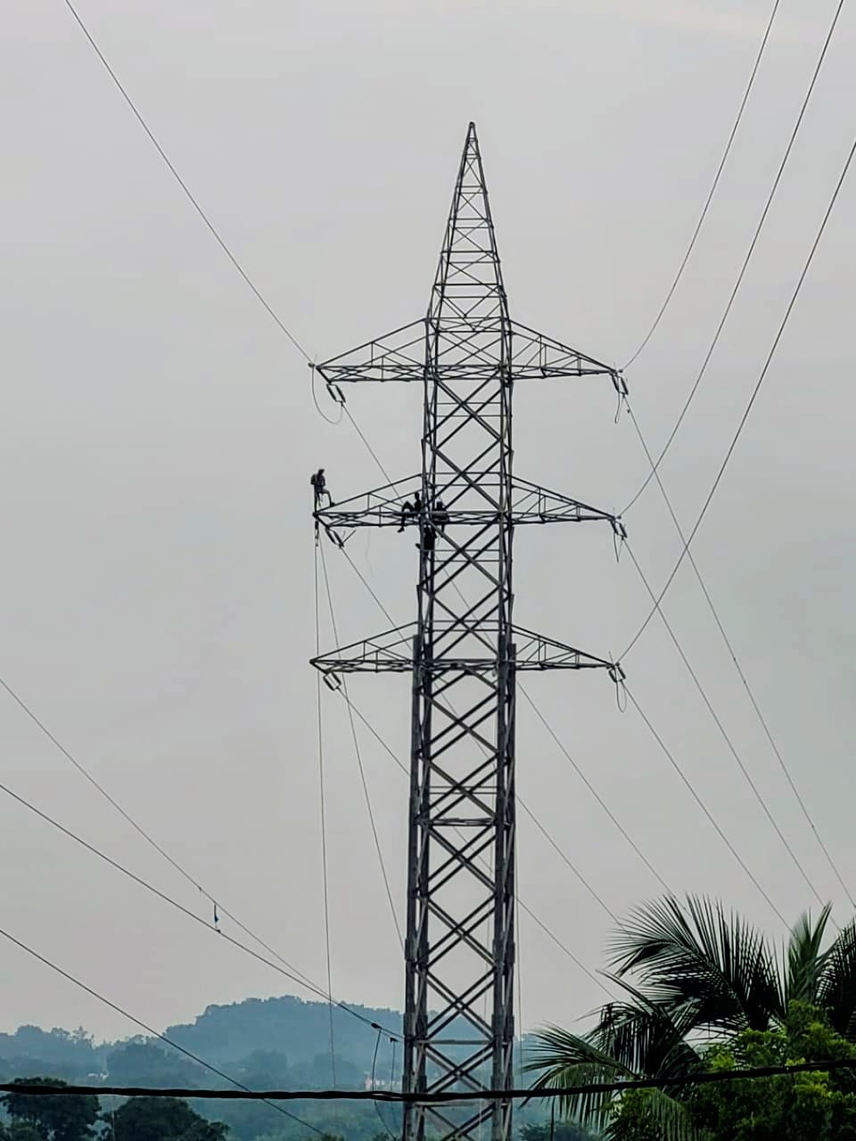विनोबा भावे सब स्टेशन के लिए दोहरी सप्लाई व्यवस्था का कार्य नवरात्रि से पहले पूरा करें विनोबा भावे सब स्टेशन के लिए दोहरी सप्लाई व्यवस्था का कार्य नवरात्रि से पहले पूरा करें